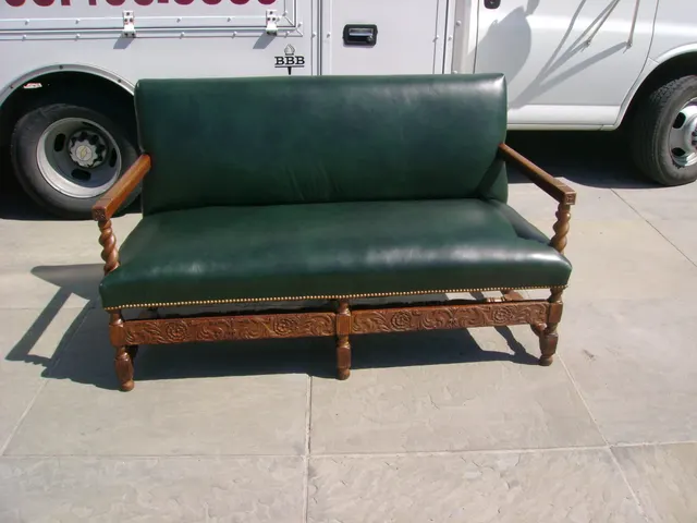 Custom Furniture, plate 045, 2006