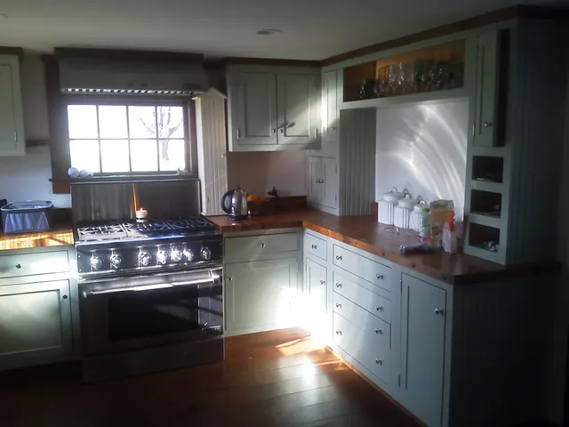 Kitchens, plate 191, 2012